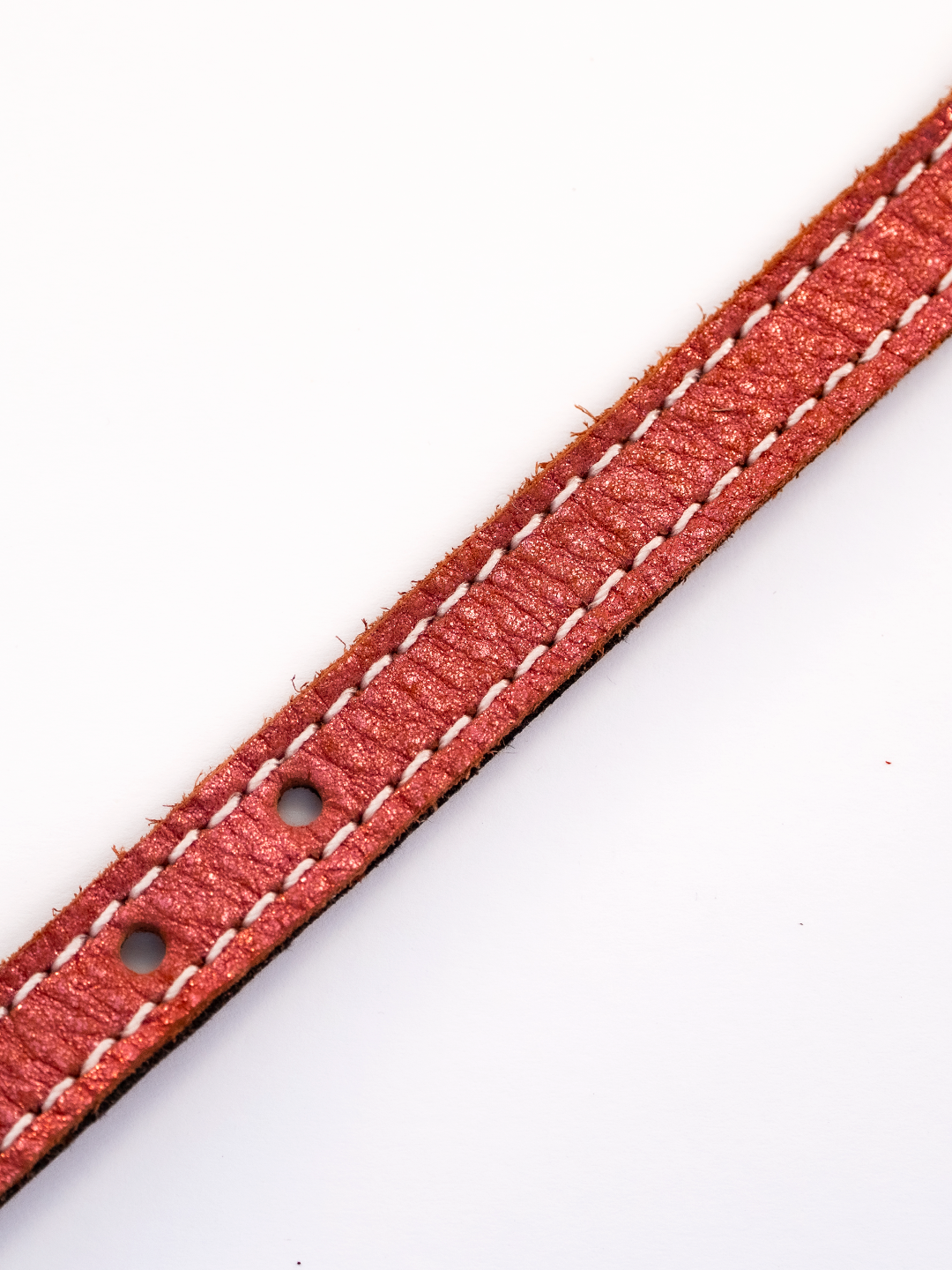 COLLAR DE CUERO MINI BRILLO